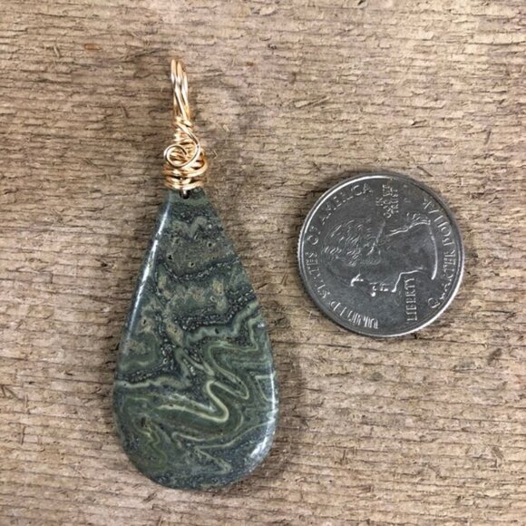 Swirled Green Jasper Necklace Pendant - Picture 2 of 4